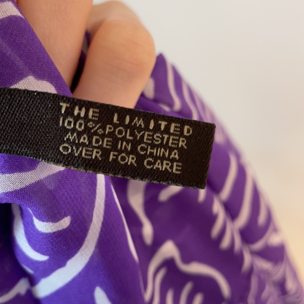 The Limited | Infinity Scarf - Picture 4 of 5